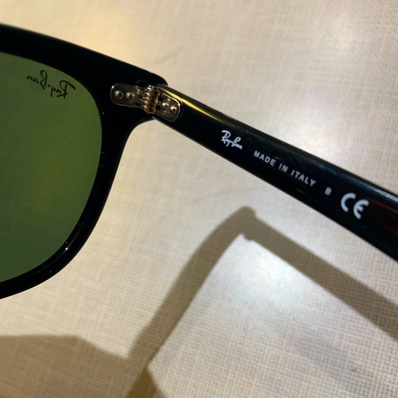 Ray Ban sunglasses Original style. Full black w/ white logo. - Picture 2 of 3